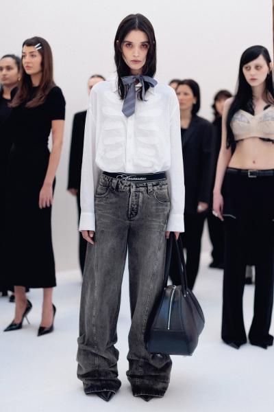 Avavav 26FW008